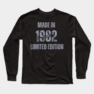 Vintage Made in 1982, Limited Edition  , Gift for Mom Dad Birthday Long Sleeve T-Shirt